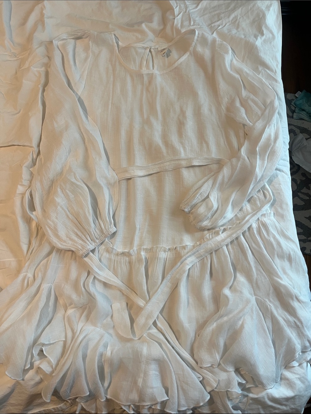 Flawless Women's White Long Sleeve Ruffle Hem Dress L
